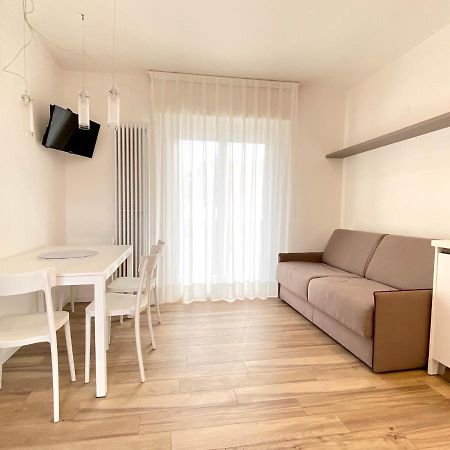 Appartamenti Cristina Carraro Immobiliare - Family Apartments 리도 디 예솔로 외부 사진